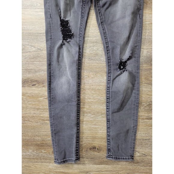 True Religion Women's 26 Stretch Charcoal Curvy Skinny Jeans Factory Distressed - Picture 3 of 9
